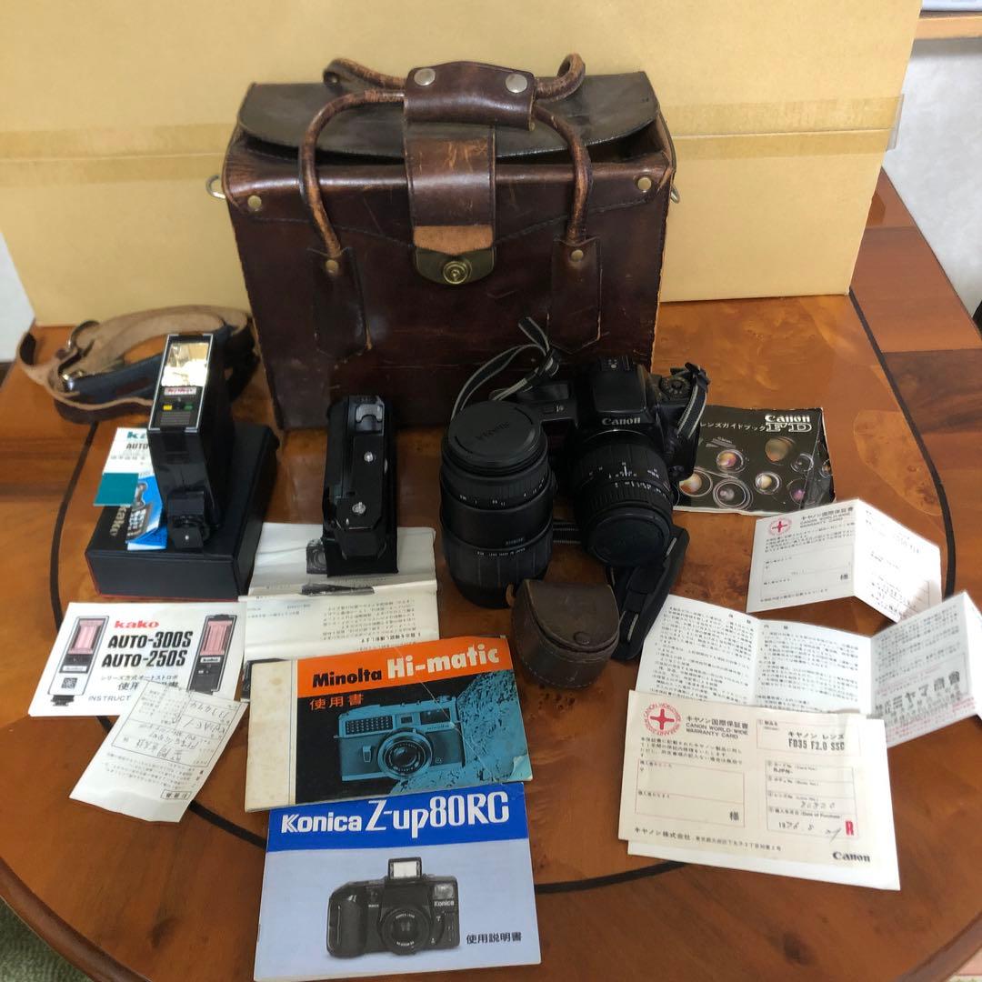 ☆彡昭和レトロ☆彡　キャノンカメラ/＆牛革専用バック　レンズ、カメラ用品いっぱい