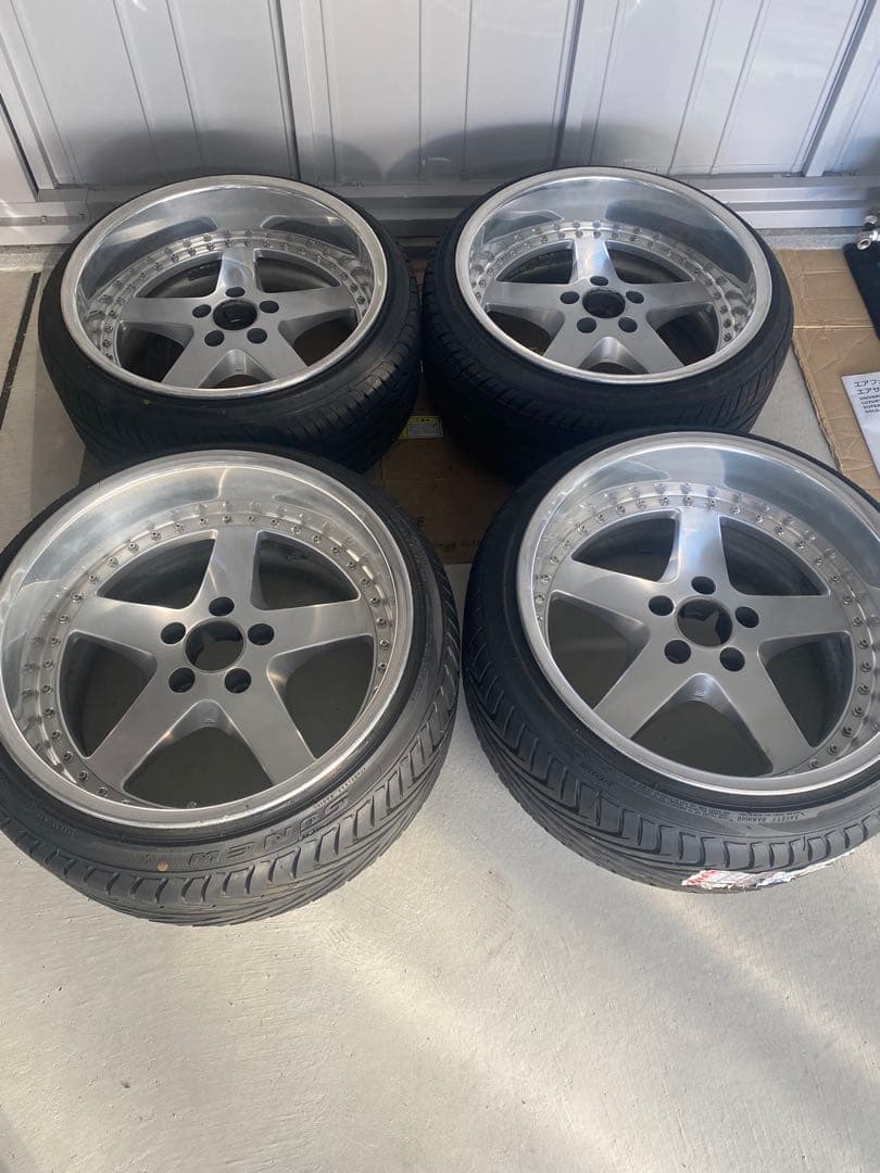 エクイップ　18インチ　9.5j10.5j work