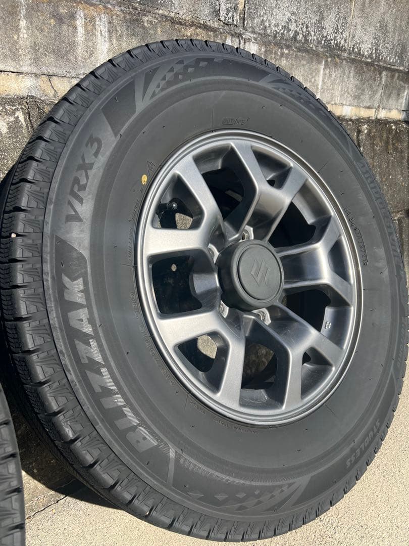 215/70R15ブリザック VRX3 ノマド　シエラ 純正ホイールセット