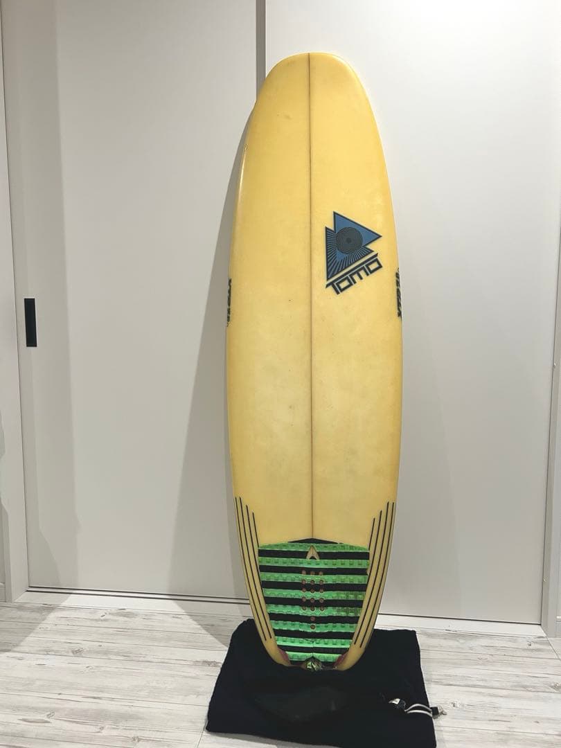 TomoサーフボードエボリューションXTR