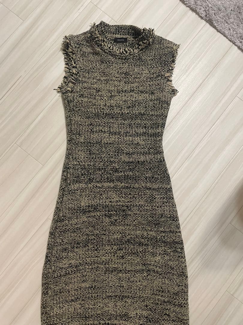 ツイードニットノースリーブロングワンピース　anuans