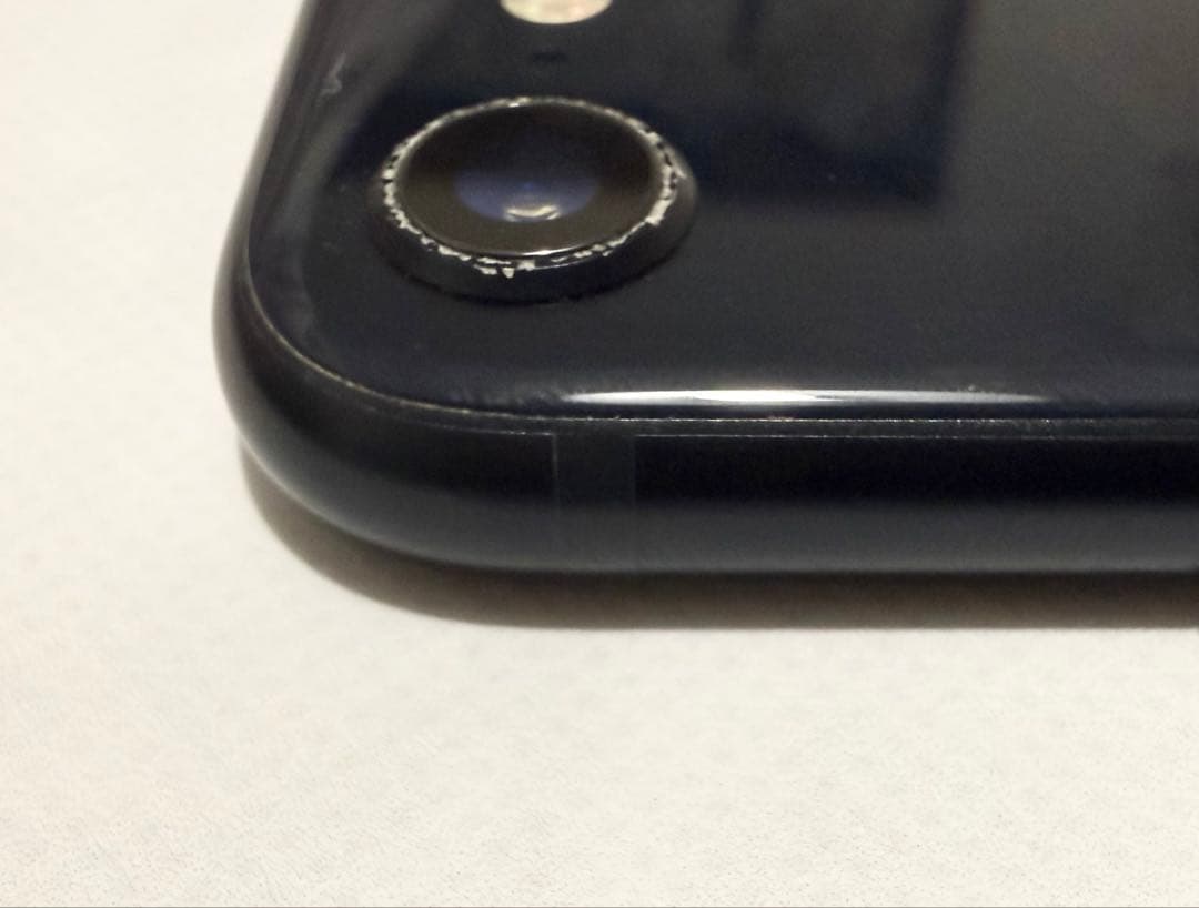 iPhone SE第3世代 64GB ミッドナイト 最大容量84％ SIMフリー