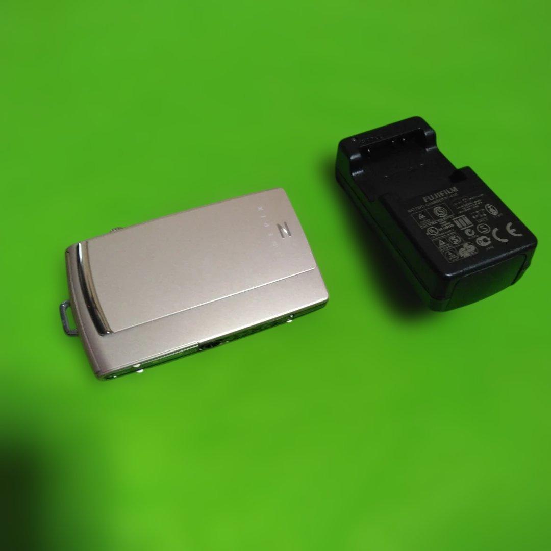 富士フイルム、FinePix、Z1000EXR、デジタルカメラ、中古