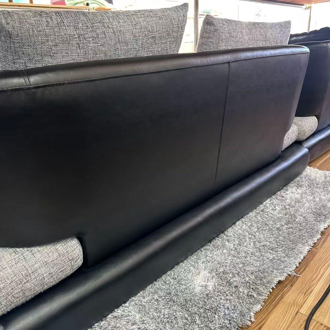 アルモニアの2人掛けソファBella cureva 165cm