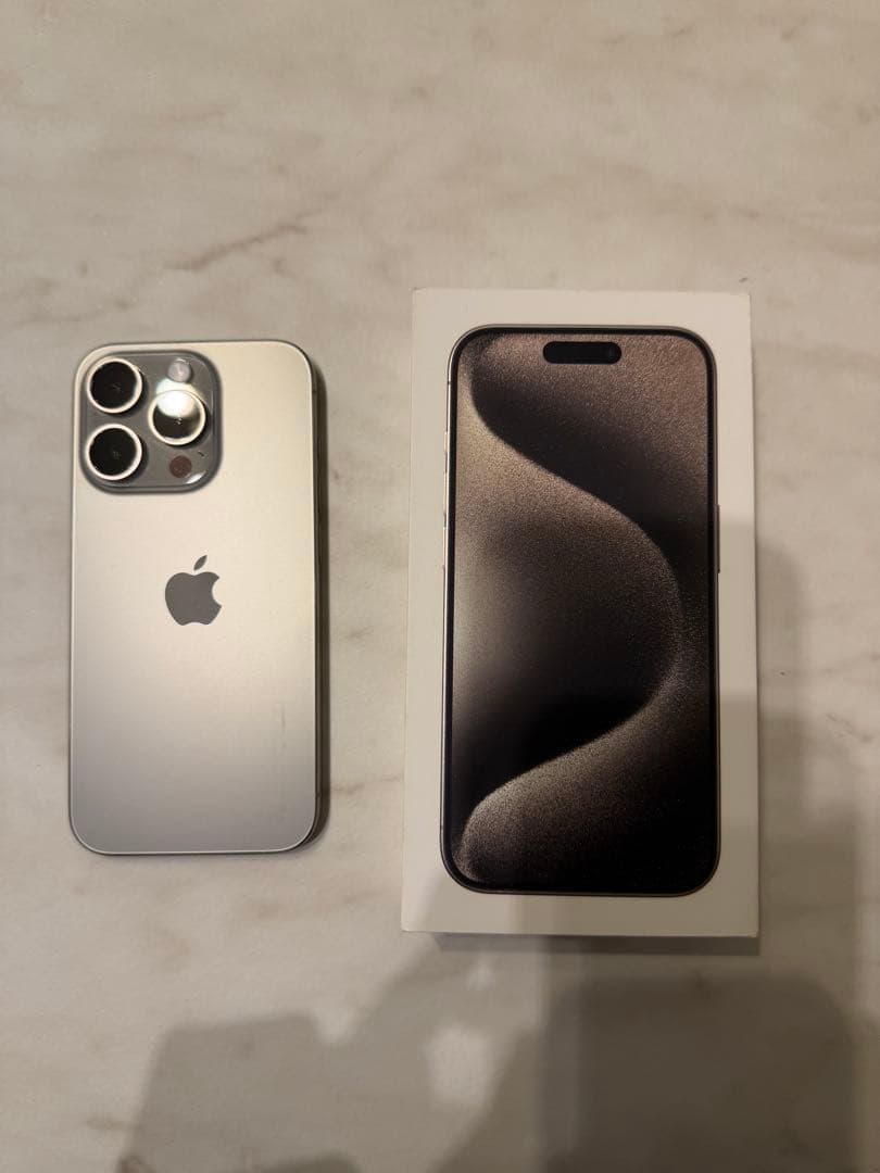 Apple iPhone 15 Pro 512GB ナチュラルチタニウム