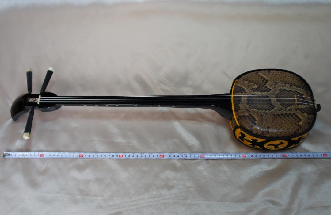 ☆綺麗☆本皮三線☆沖縄☆やんばる☆琉球☆本皮張り☆両面本革☆