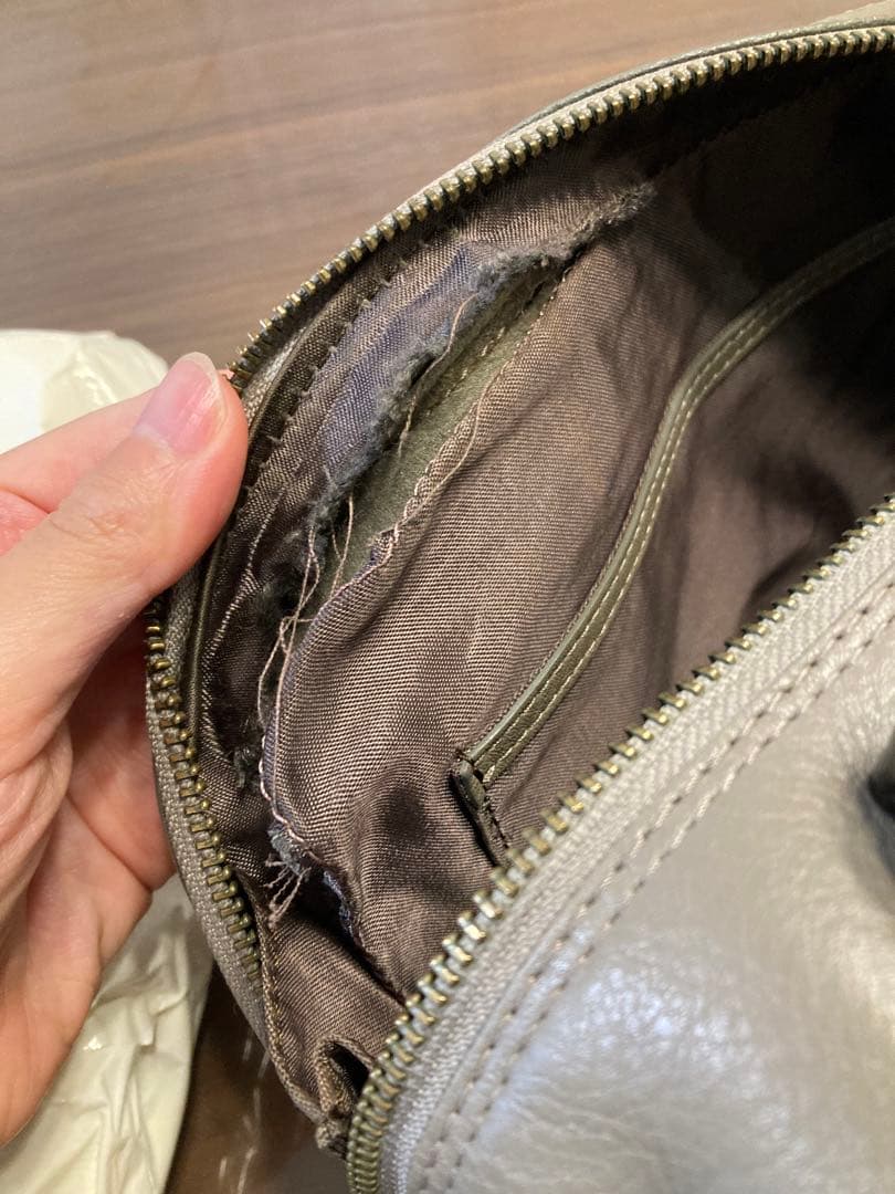 【土屋鞄】【内側破れあり】クラルテスウィングミニショルダー