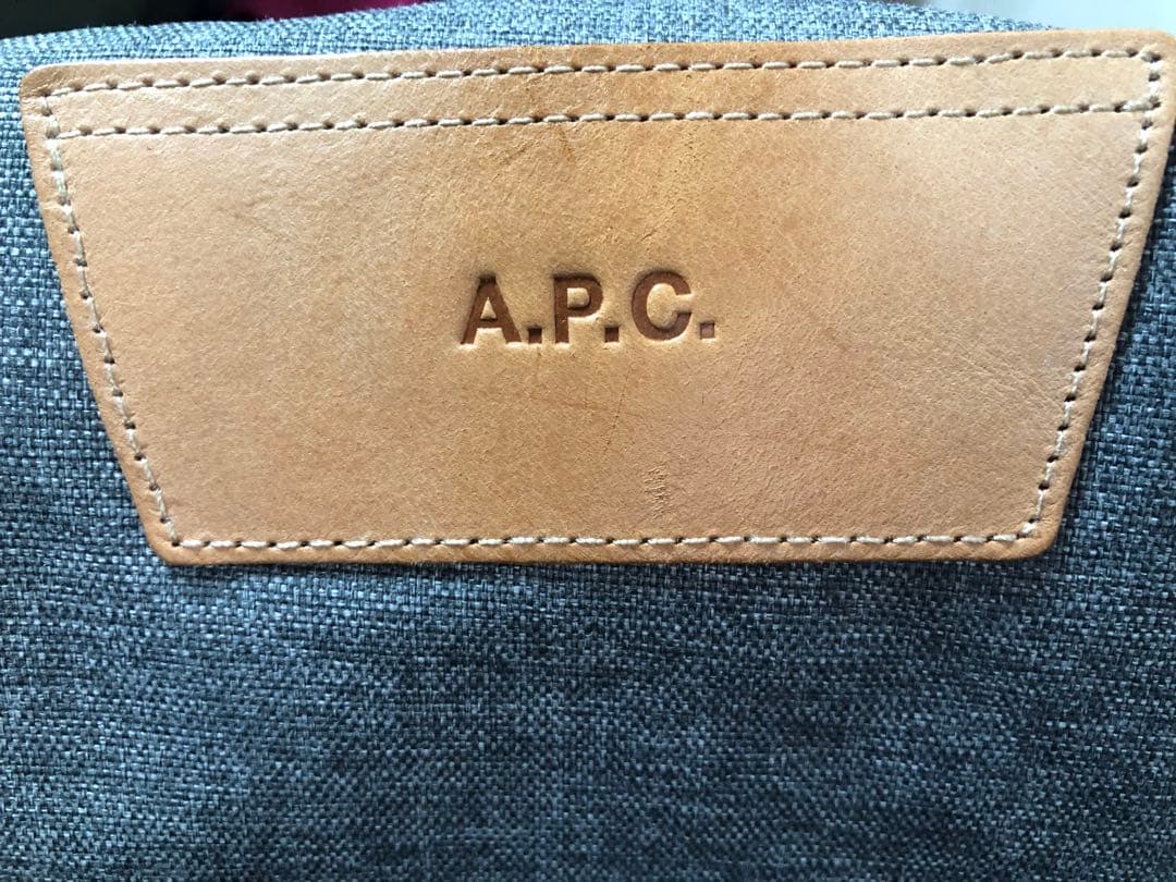 A.P.C. × EASTPAK グレー リュック・バックパック