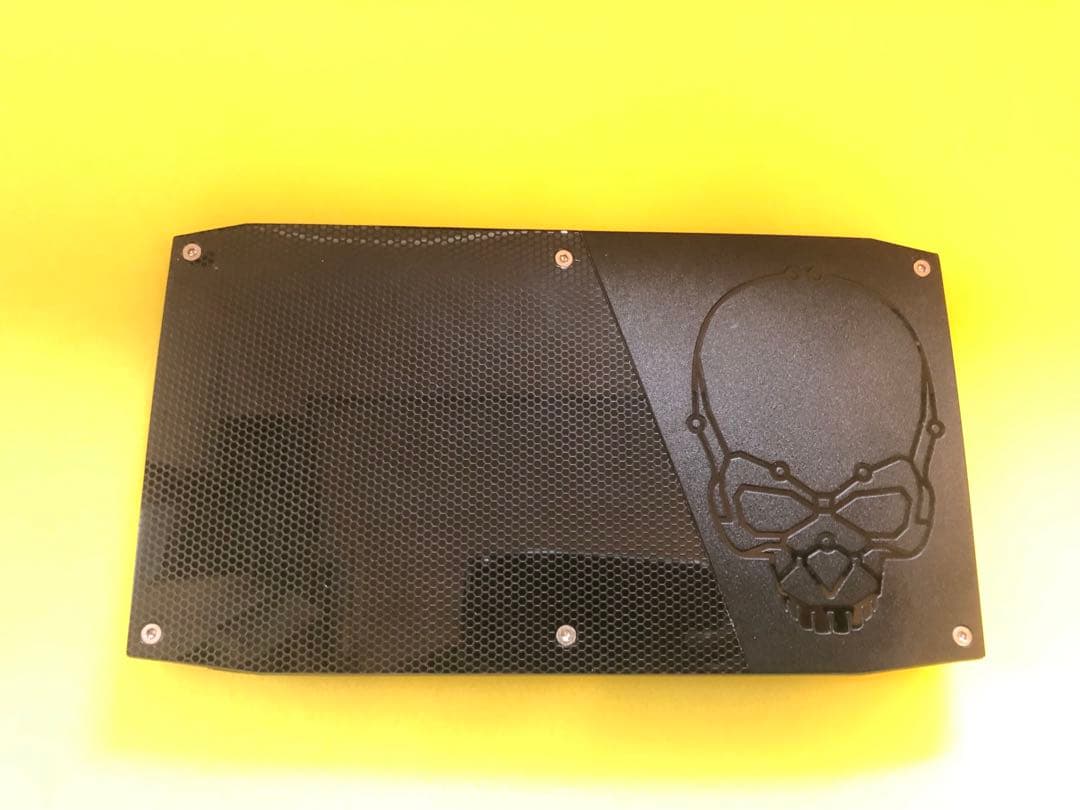 【中古品】Intel NUC Core i7 6770HQ SSD