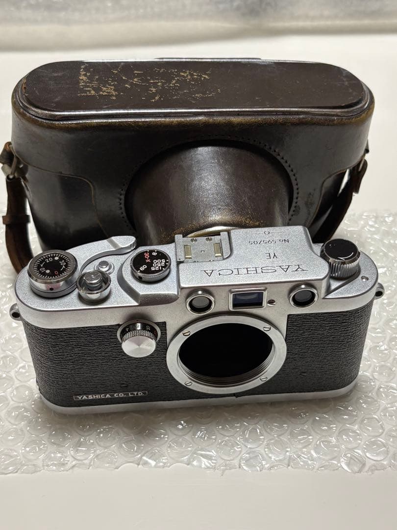 YASHICA YE レンジファインダーカメラ