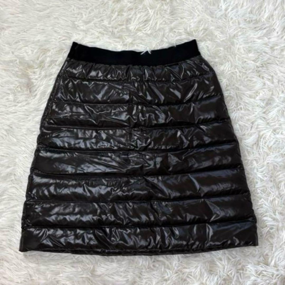 【モンクレール】ダウンスカート カーキ 38 Mサイズ ゴルフ ミニ丈 美品