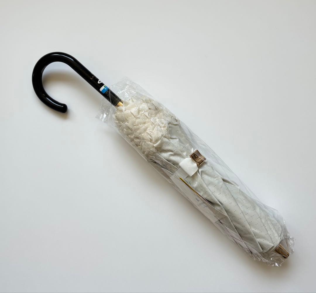 【新品】ランバンオンブルー　日傘　晴雨兼用　折りたたみ日傘　ドビーフリル　大きめ