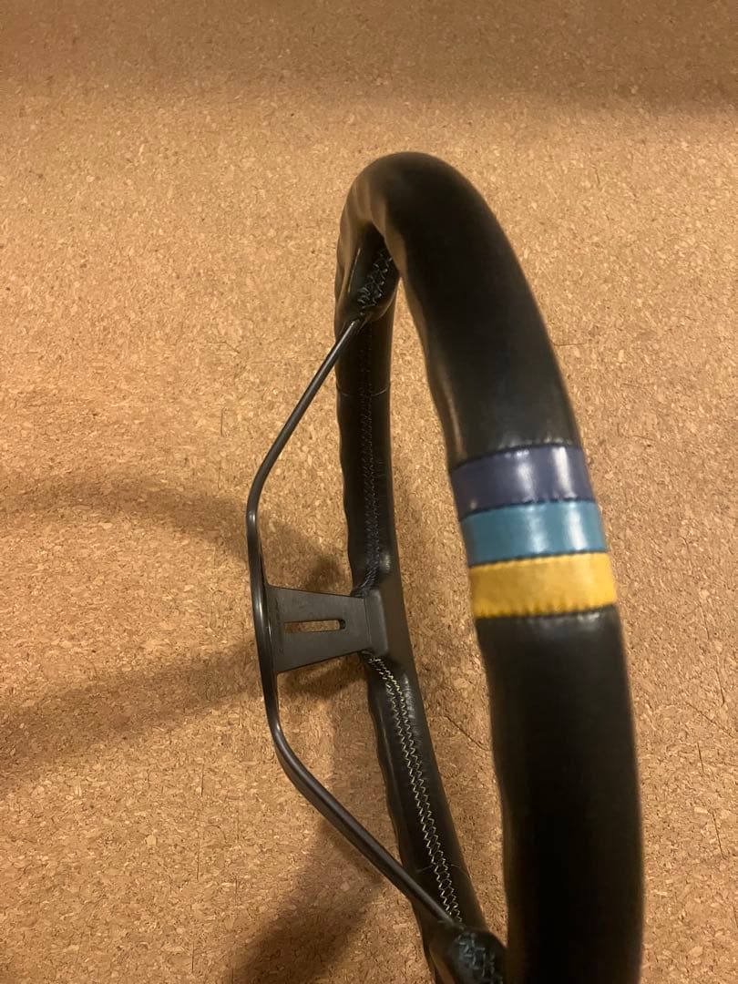 ナルディ　トラスト　グレッディ　スポーツステアリング