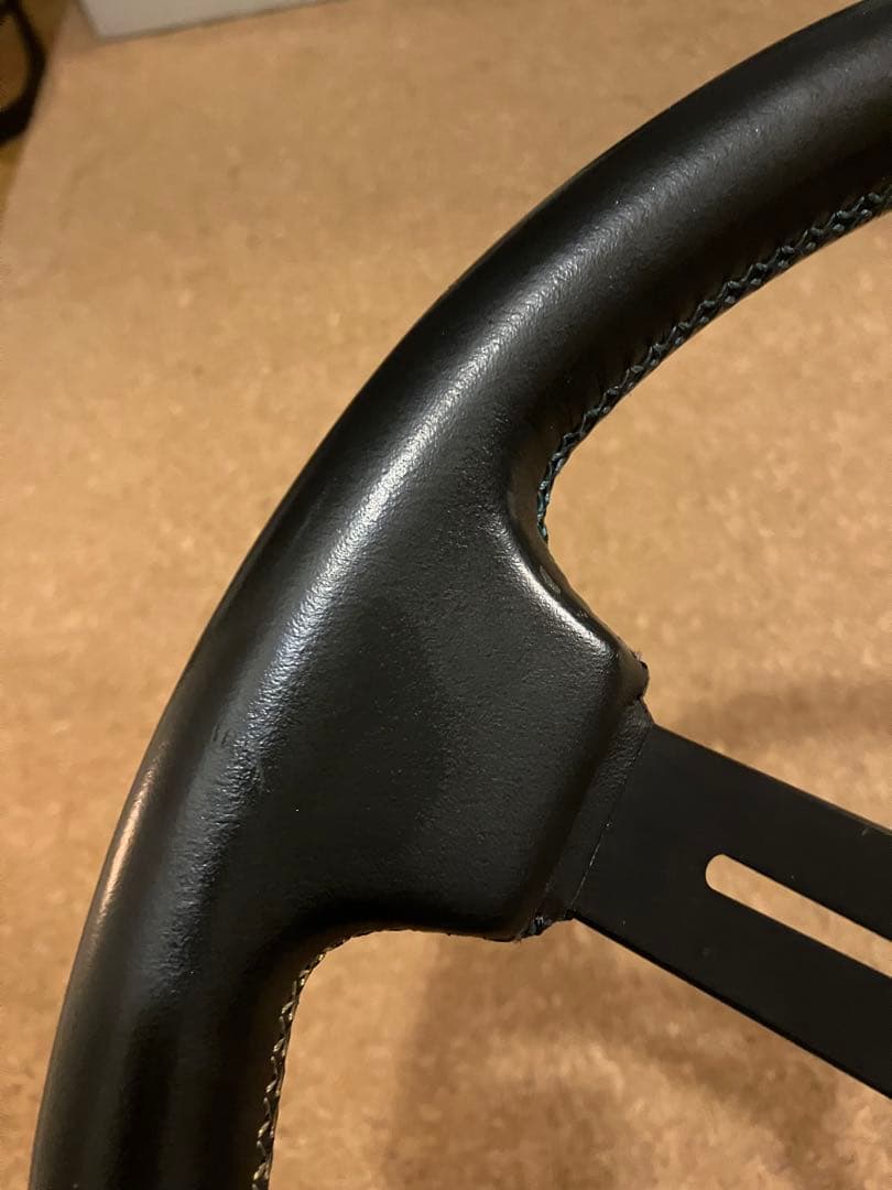 ナルディ　トラスト　グレッディ　スポーツステアリング