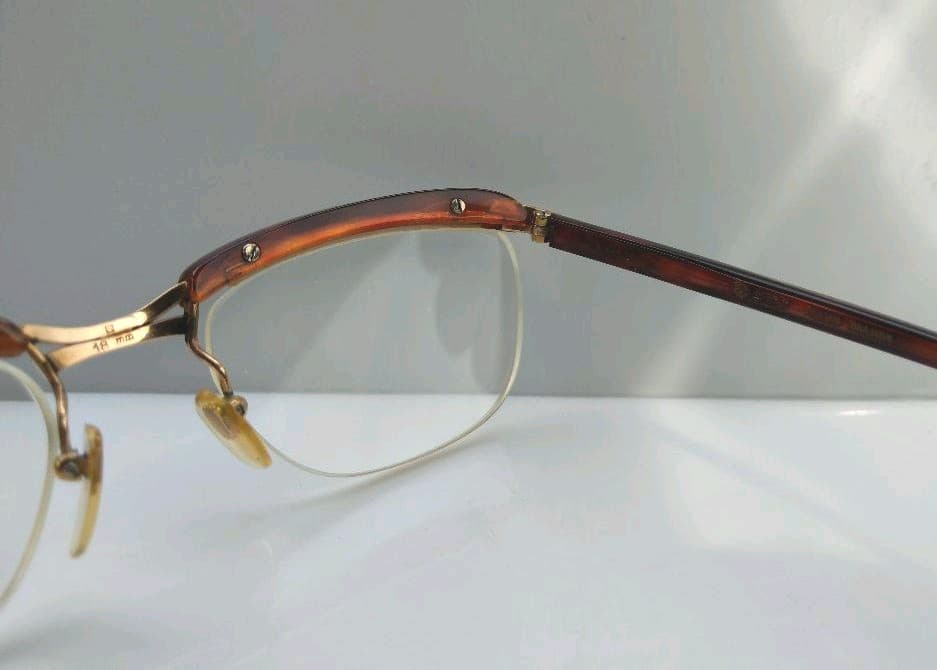 らむ 希少！vintage アイブロー サーモント AMOR