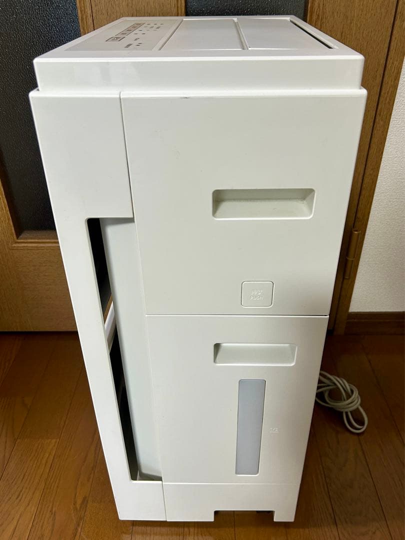 『美品』 Panasonic 加湿空気清浄機 F-VXT70