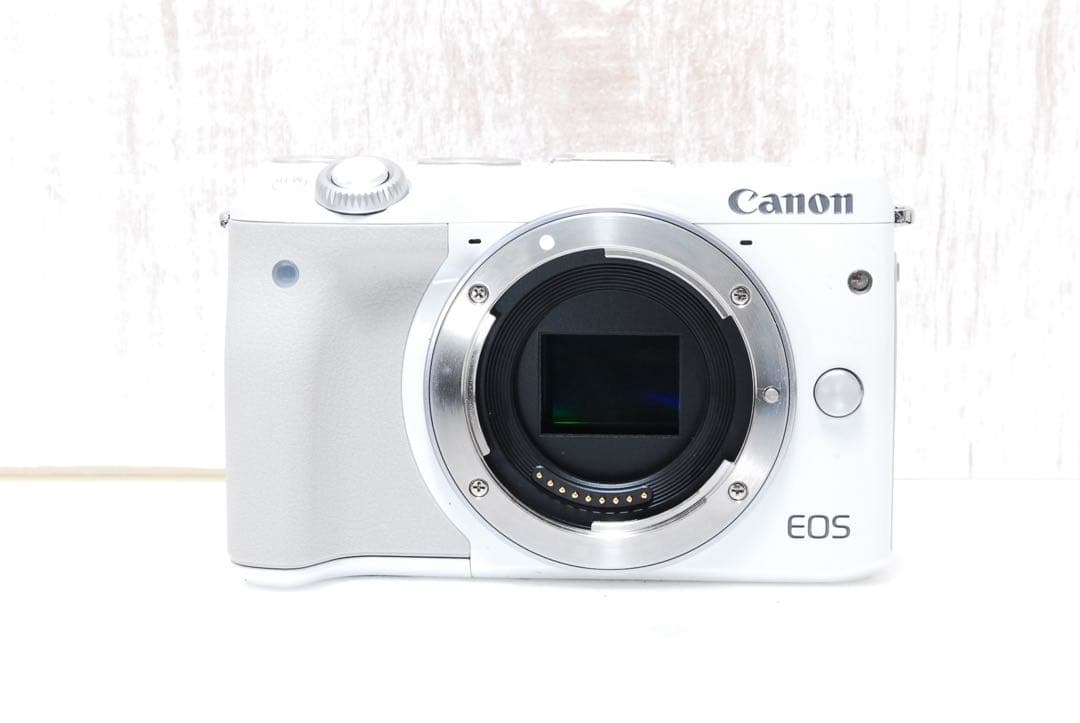 ❤️美品❤️自撮りOK❤️旅行・初心者におすすめセット❤️軽量 Canon EOS M3