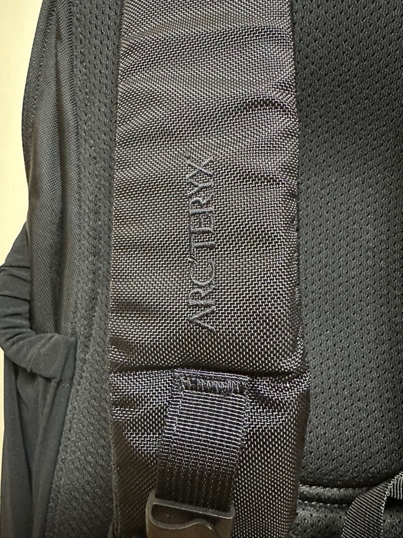 【美品】ARC'TERYX マンティス 26 【ブラック】