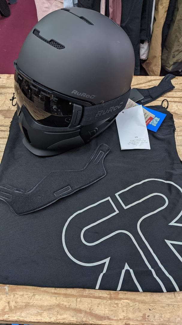 スキー・スノーボードアクセサリー RUROC RG1-DX HELMET + GOGGLE SET Y/S