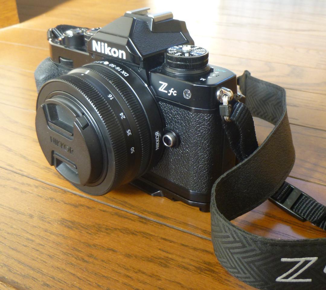 美品　Nikon Z fc ミラーレス一眼 レンズキット　おまけ付き