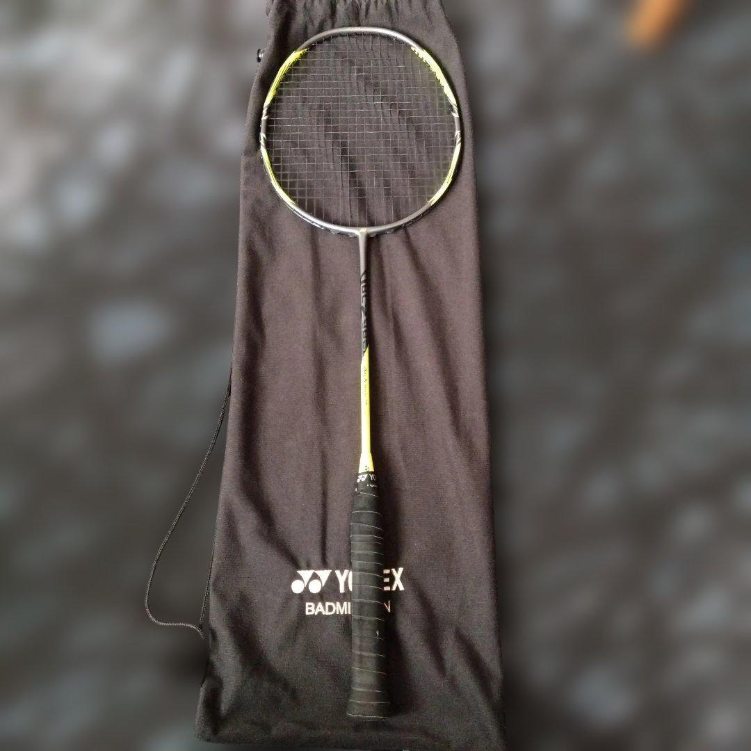 YONEX ArcSaber 7 プロ バドミントンラケット　アークセイバー