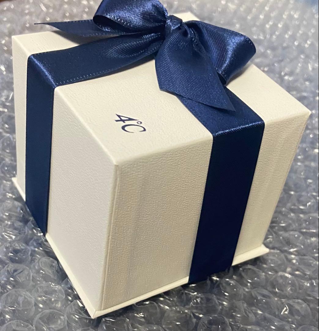 ［新品未開封、ケース付き］（定価33000）K10ホワイトゴールド ネックレス