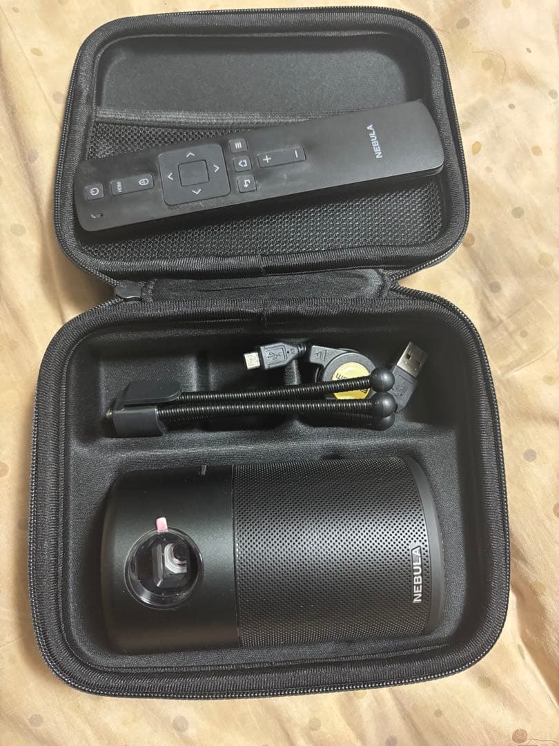 Nebula Capsule プロジェクター初期 ケース、3脚、USBケーブル
