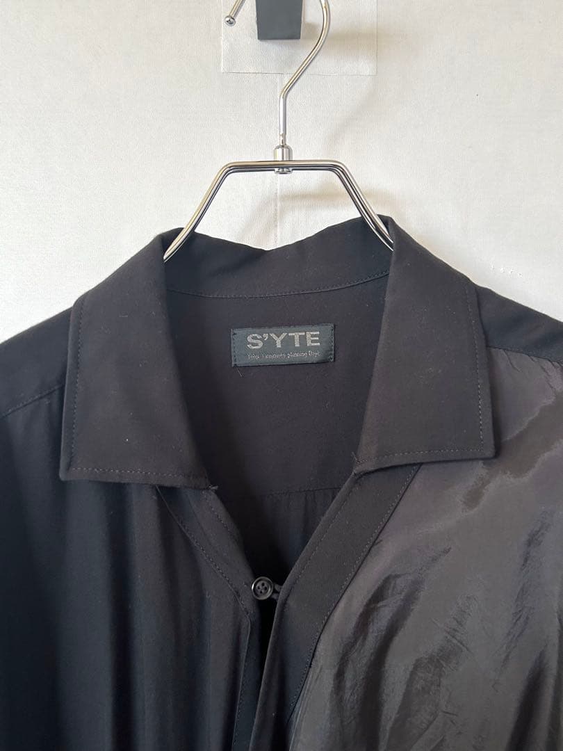 S'YTE シャツ