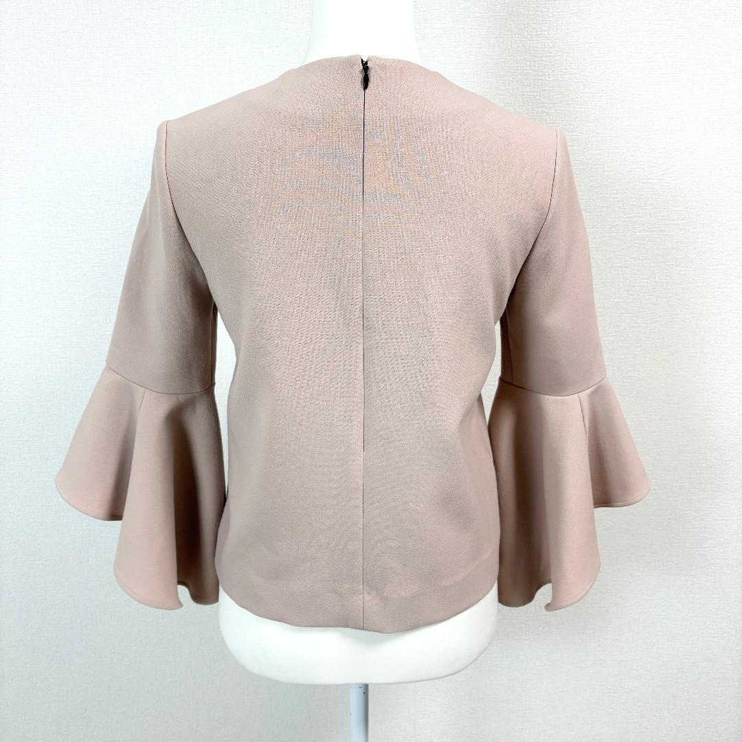 【美品】 YOKOCHAN 長袖ブラウスフレア袖 36 ベージュ 無地