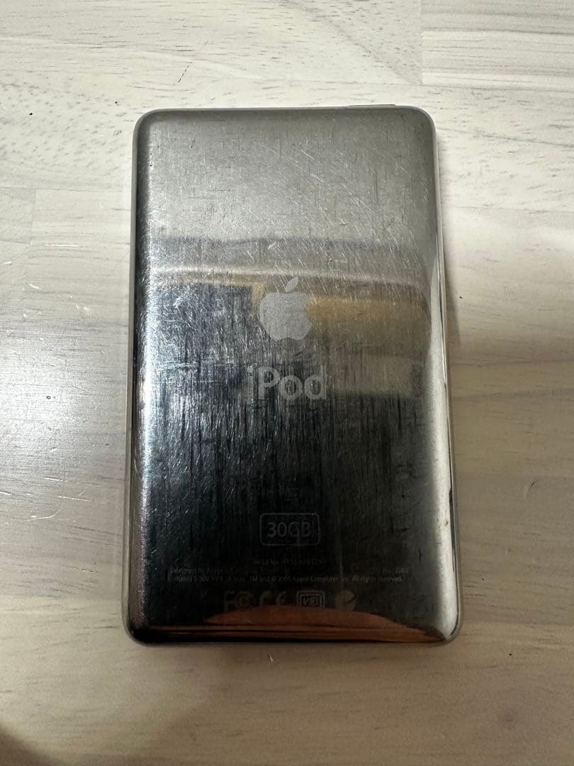 iPod Classic 第5世代 30GB ブラックMA146J