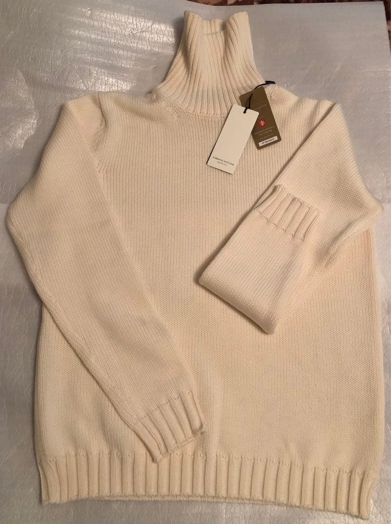 roberto collina タートルネック