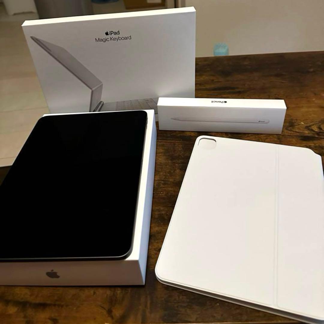 iPad Air 本体+Apple Pencil+Magic Keyboard