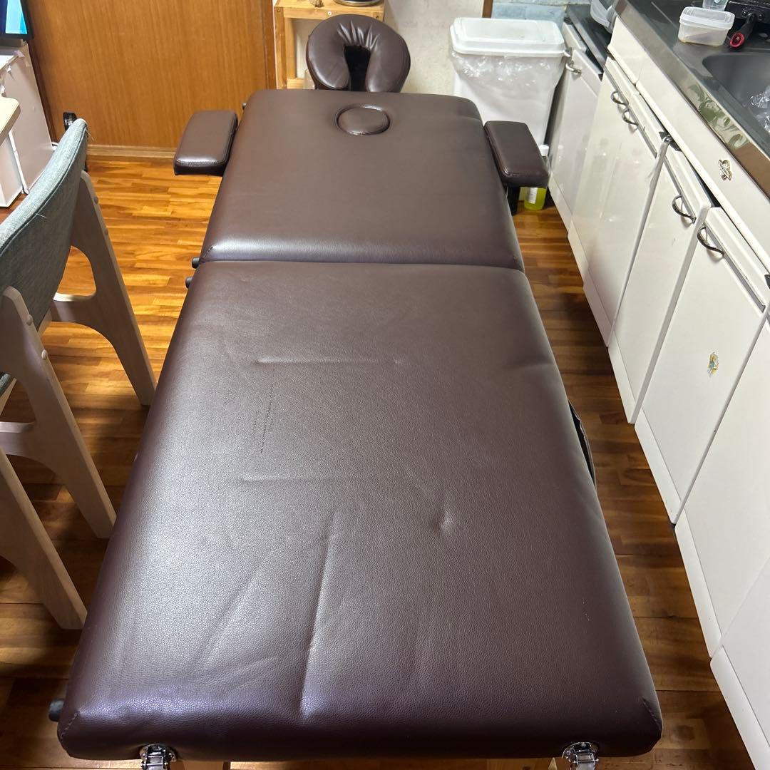 送料込み！Stella プロフェッショナルマッサージベッドStella mini