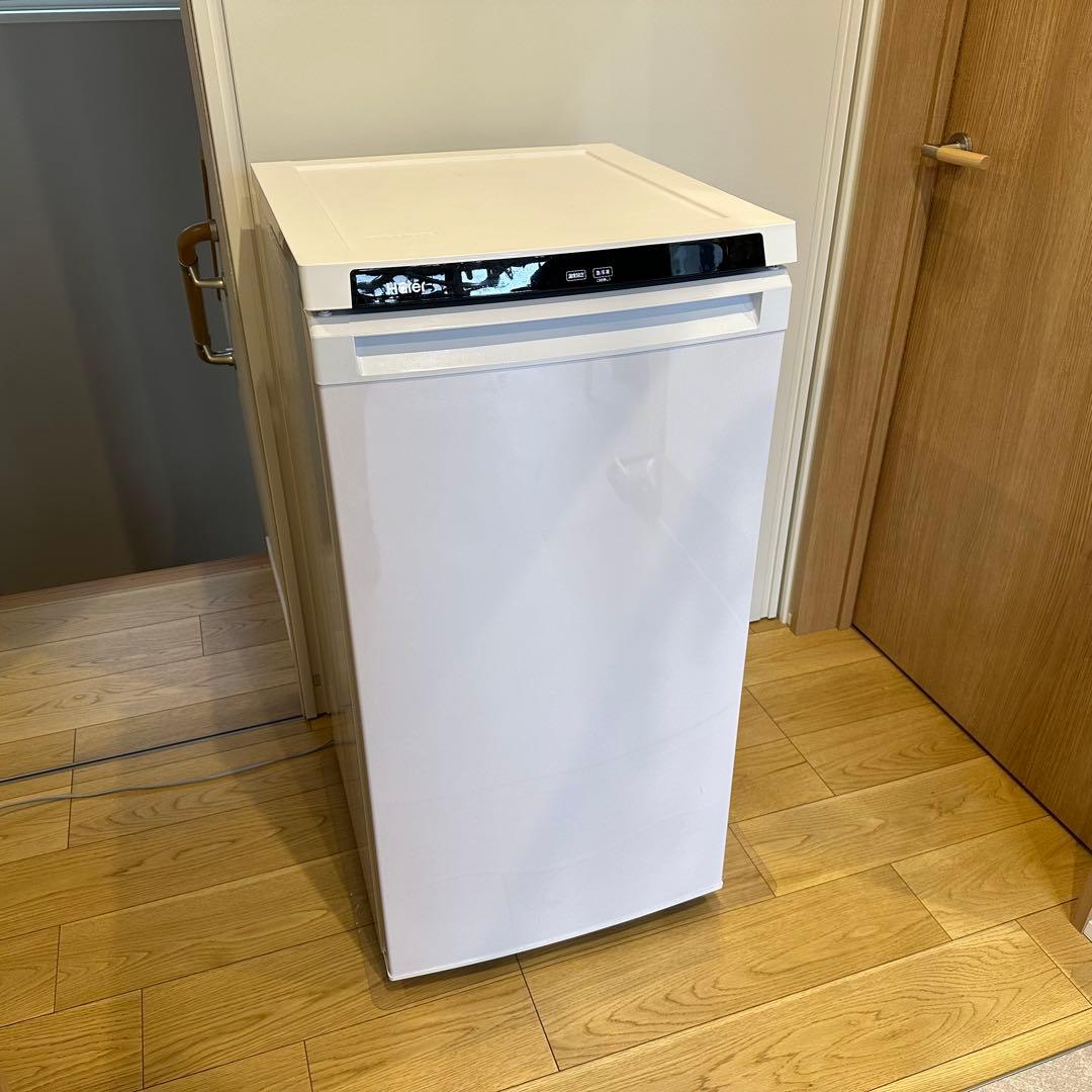 2023年製ハイアール冷凍庫 1ドア 前開き式 右開き 102L 直冷式ホワイト