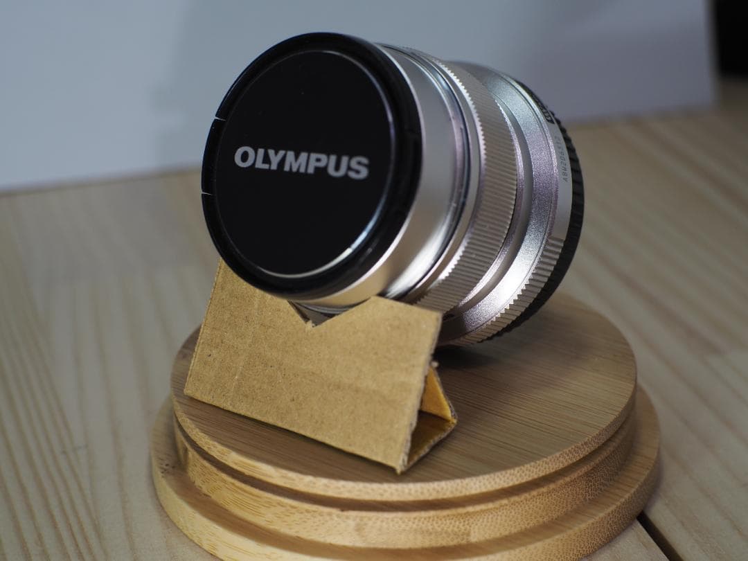 【美品】OLYMPUS M.ZUIKO 12mm F2.0 シルバー