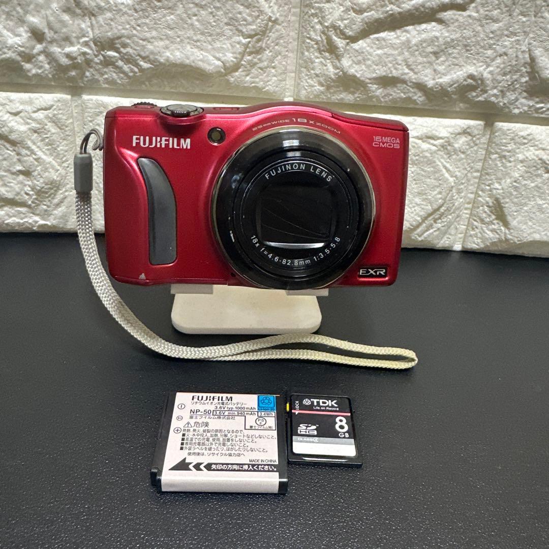 FUJIFILM FINEPIX F820EXRレッド中古良品
