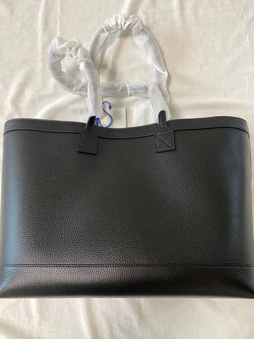 【新品未使用】BURBERRY ブラック レザー トートバッグ