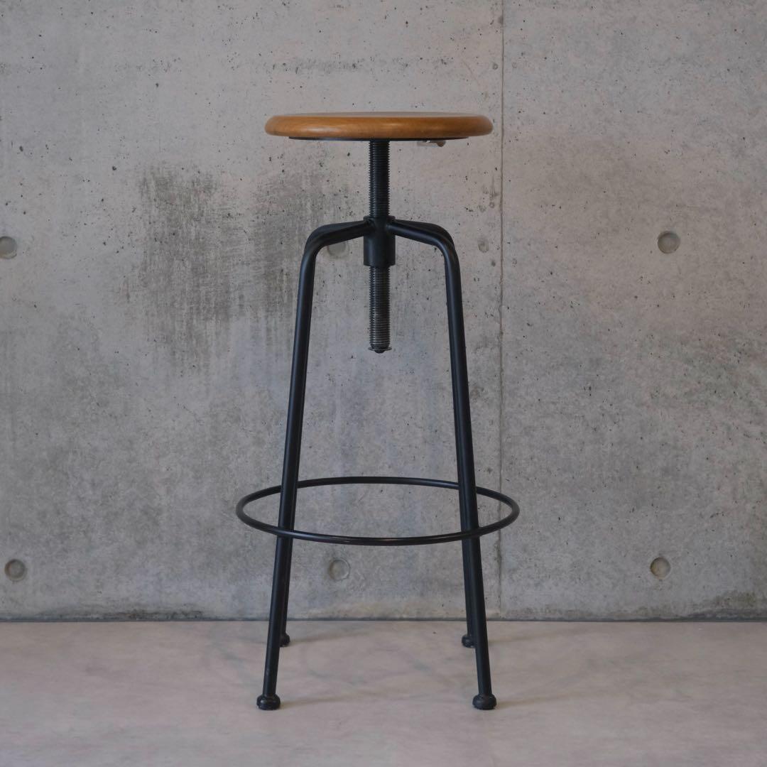 クラッシュゲート コンベックス スツール