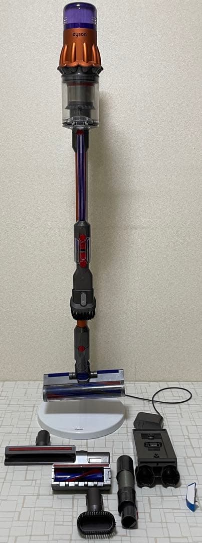 ダイソン Dyson Digital Slim Fluffy+ SV18