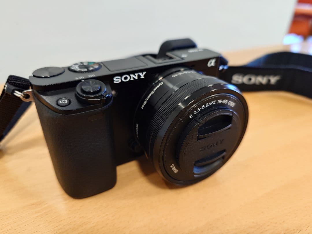 【美品、シャッター数極少】Sony α6000 ミラーレス一眼 カメラセット