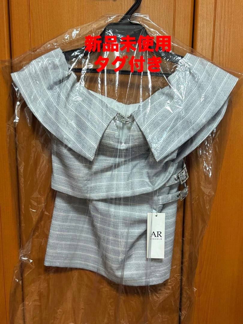 レア品 新品未使用品 セットアップPURESSエンジェルアール 高級キャバドレス