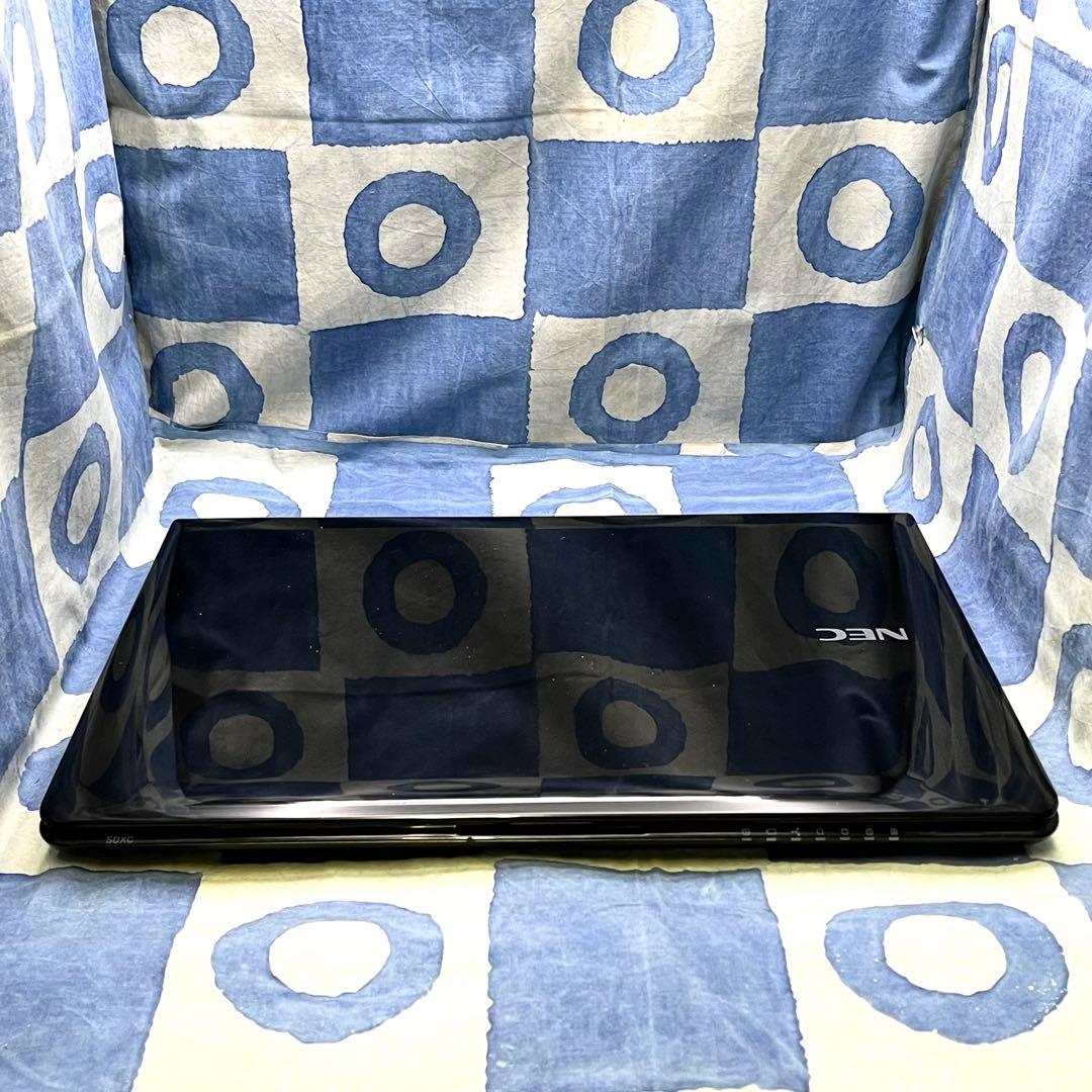 爆速SSD512G&メモリ16G☆i7☆大人な黒♪ブルーレイ&カメラ！Win11