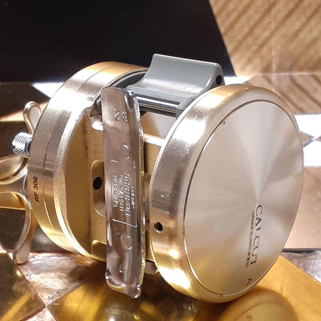 シマノ カルカッタ 小船 401 ベイトリール タイラバ ジギング 美品