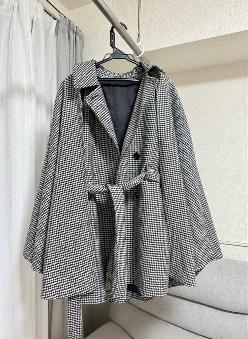 [LILY BROWN] RESCWOOL 2WAY ケープコート