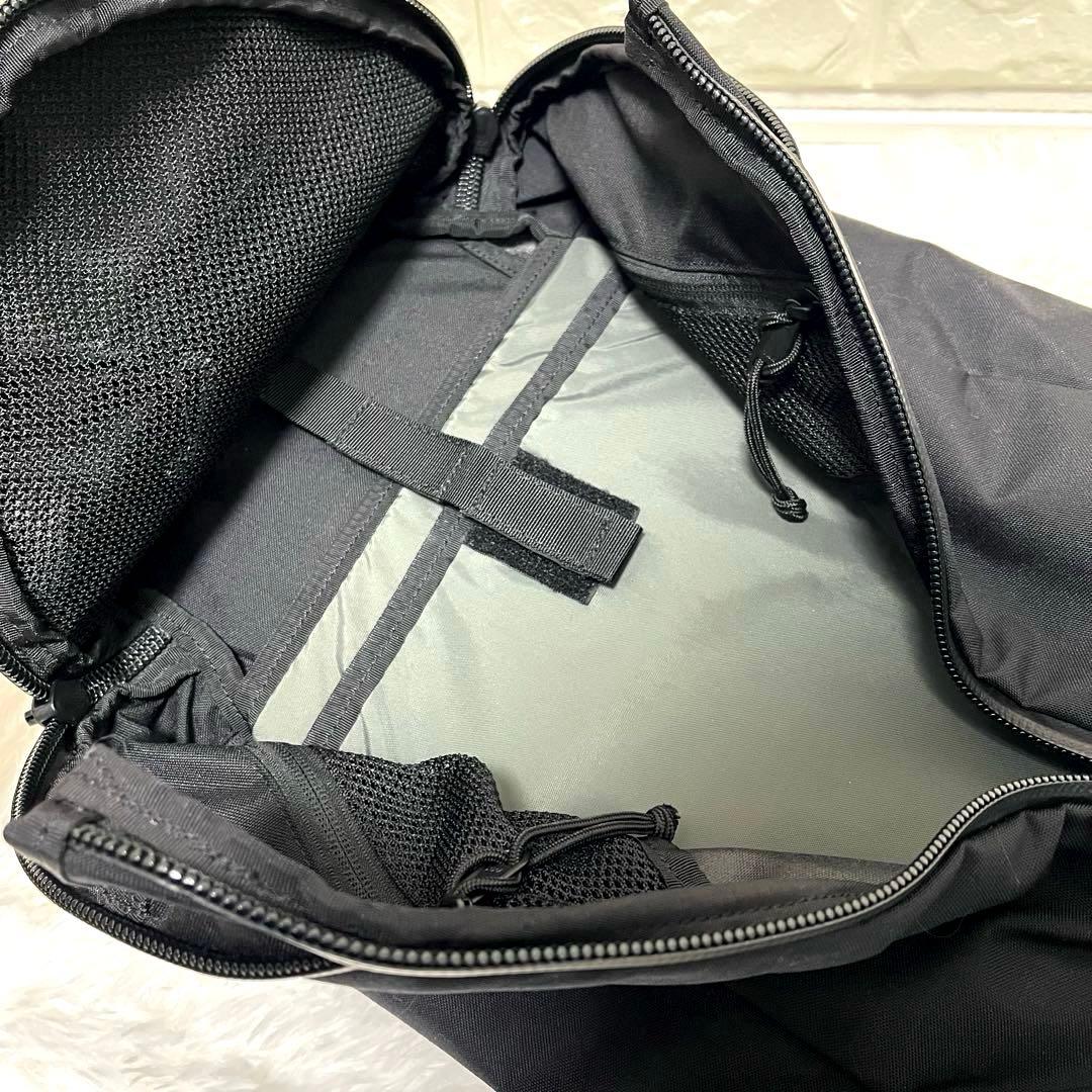 ミステリーランチ URBANASSAULT 21 リュック バックパック 黒