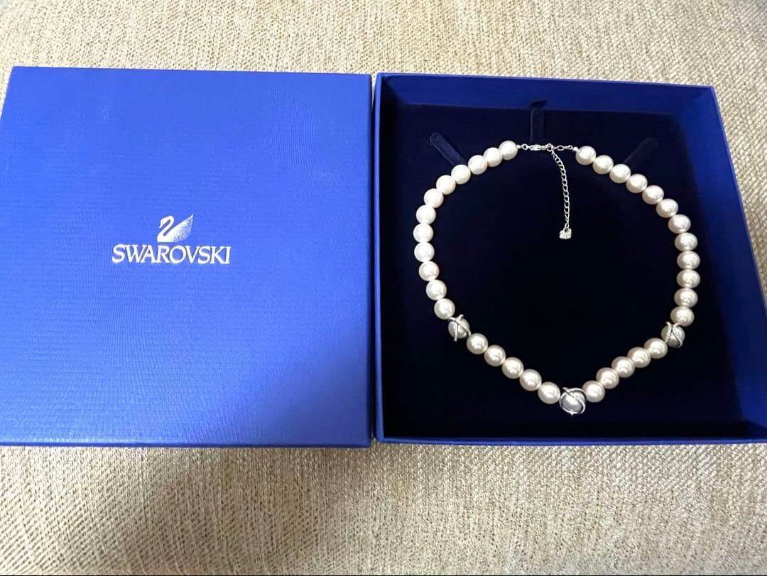 スワロフスキー　ネックレス　Nude オールラウンド　パール　正規品　極美品箱付