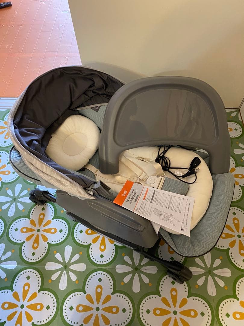 コンビ　スウィングベッド&チェア　ネムリラ　オートスウィングBEDi Long