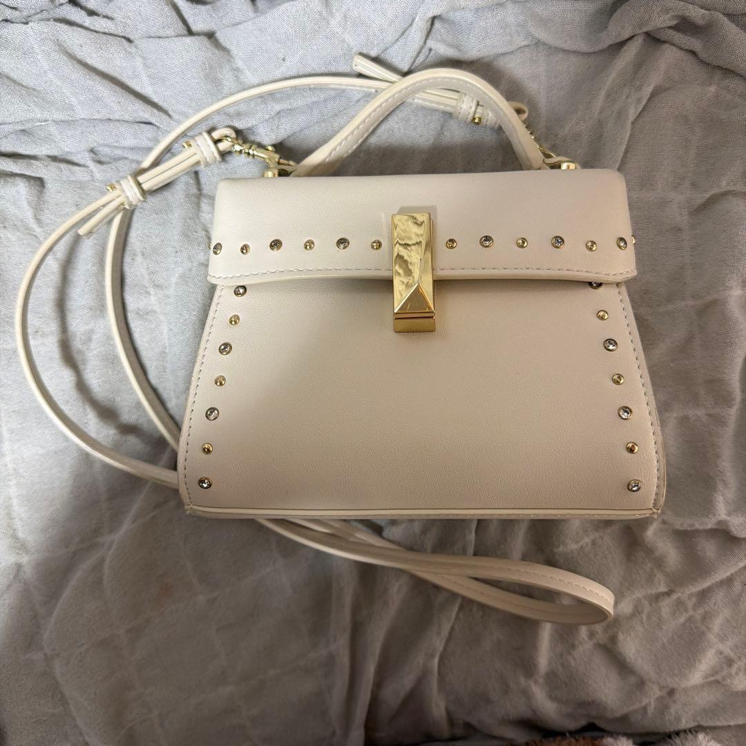 CELFORD ビジュースタッズポシェット アイボリー