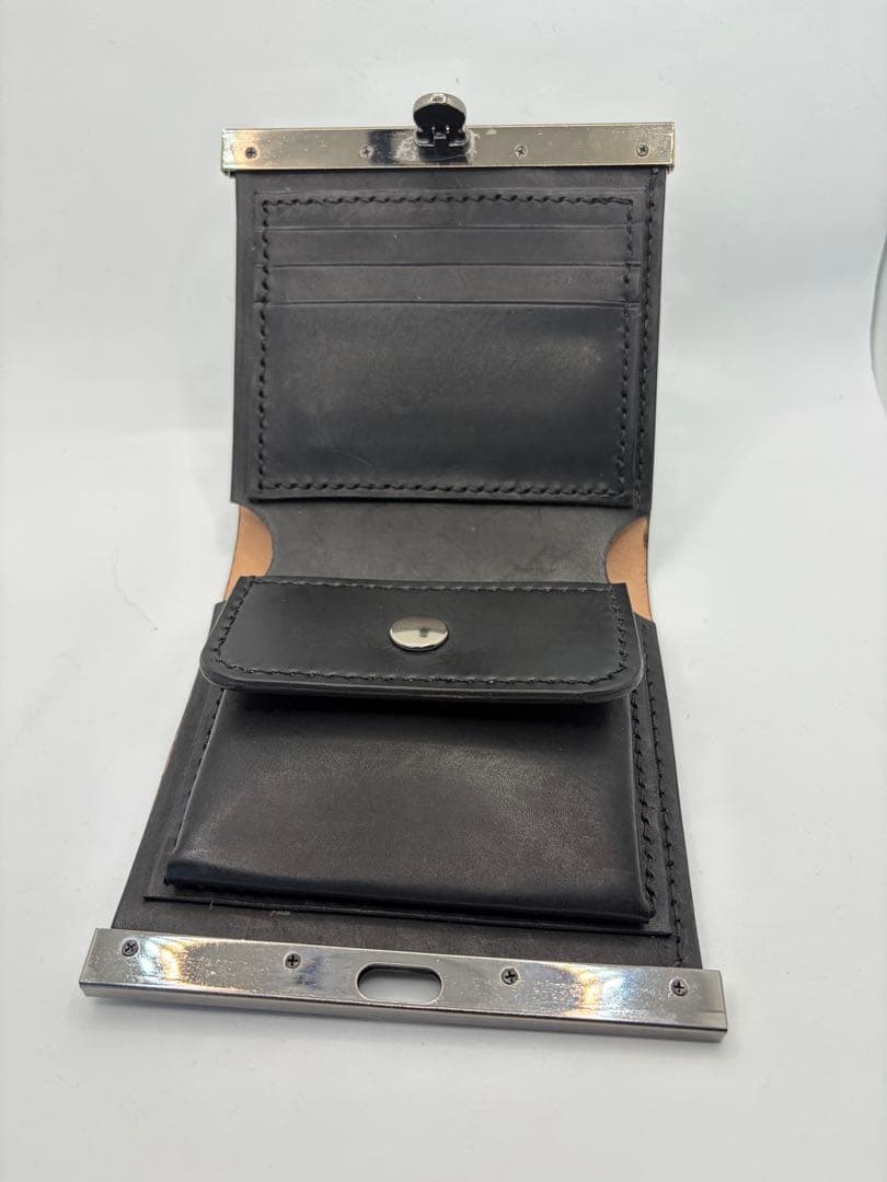 ブラックコードバン二つ折り財布