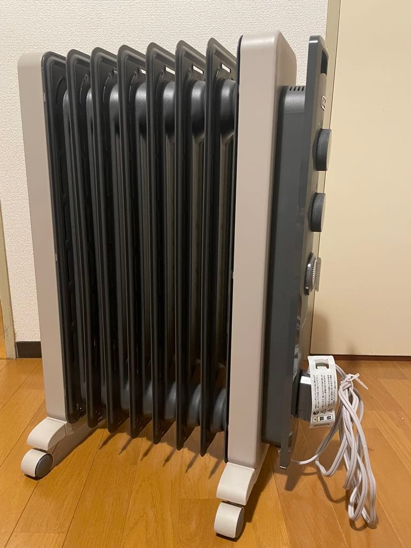 デロンギ オイルヒーター RHJ21F0812 + 洗濯干し器具付き！